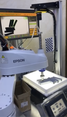 精准定位类上下料设备